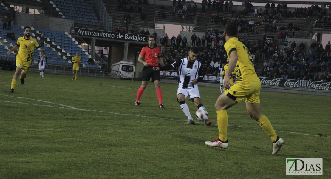 Imágenes del CD. Badajoz 2 - 1 Villanovense