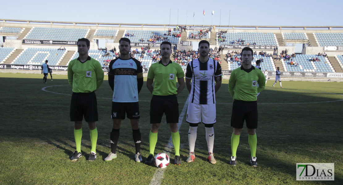 Imágenes del CD. Badajoz 4 - 0 Atlético Sanluqueño