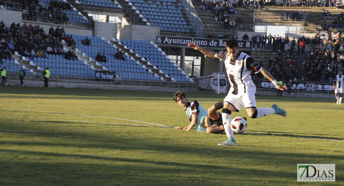 Imágenes del CD. Badajoz 4 - 0 Atlético Sanluqueño