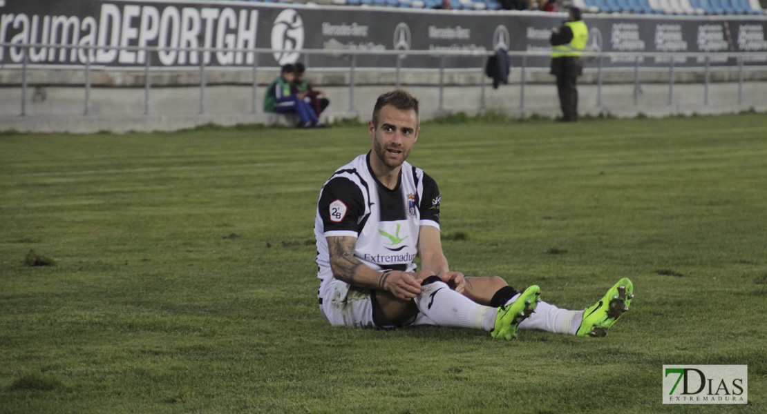 Imágenes del CD. Badajoz 4 - 0 Atlético Sanluqueño