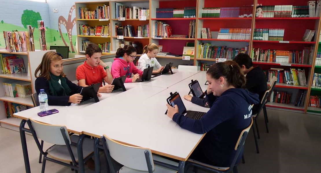 La UE premia a la plataforma digital extremeña Librarium