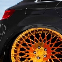 Exposición de coches tuneados en Puebla de la Calzada