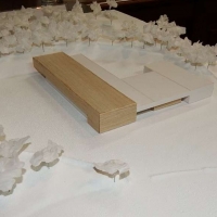 Esther Gutiérrez presenta el nuevo colegio de Perales del Puerto