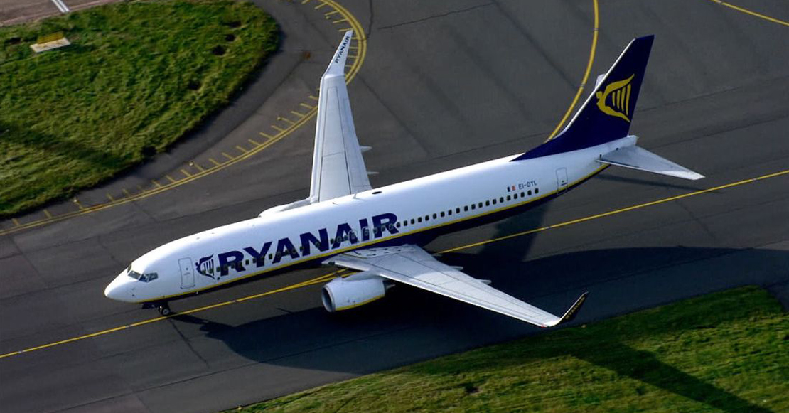 Tripulantes y Ryanair negocian la desconvocatoria de las huelgas