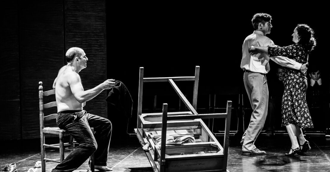 Compañía teatral de Los Santos abre su archivo al público