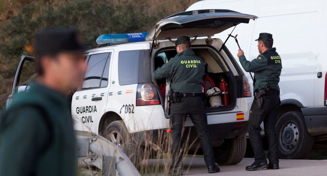 Se extrae tierra del pozo de Totalán para llegar hasta el pequeño