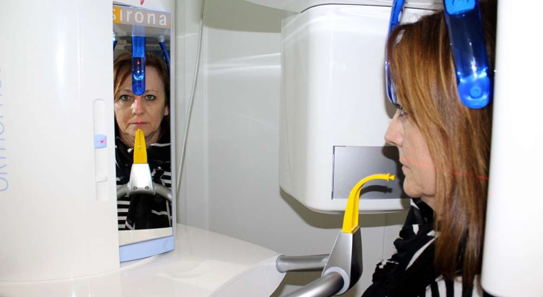 El SES instala un ortopantomógrafo en el área de salud de Navalmoral