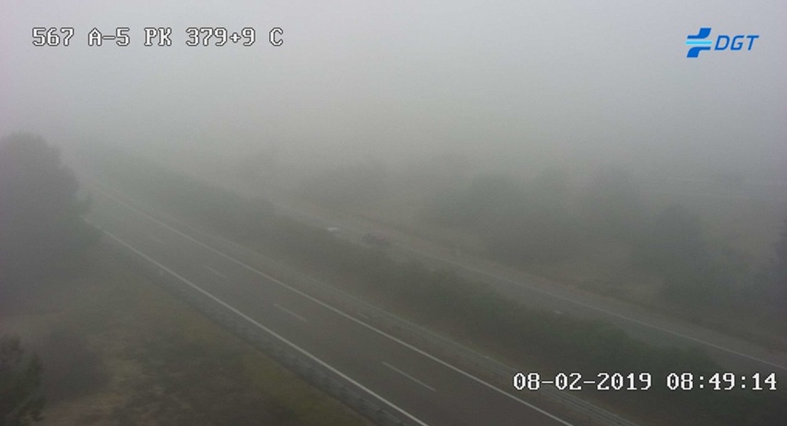 Un gran banco de niebla afecta a la autovía del Suroeste