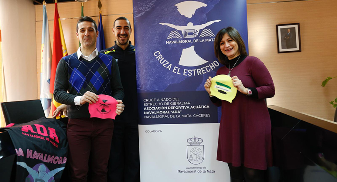 Dos extremeños competirán en el reto de cruzar el estrecho de Gibraltar a nado