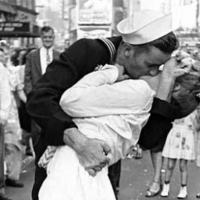 Adiós al famoso marinero del beso en Times Square