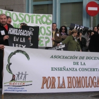 ADECEX exige a la Junta que financie la jubilación parcial de los docentes de la Concertada