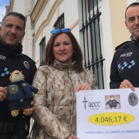La Policía Local de los Santos de Maimona recauda 4.000 €  contra el cáncer infantil