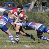 El CAR Cáceres derrota al Trocadero Marbella a base de golpes de castigo