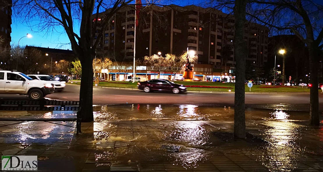 Nueva rotura de tuberías en Sinforiano Madroñero (Badajoz)