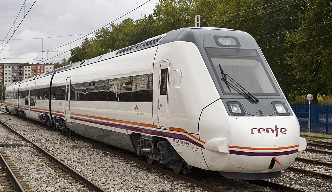 EXTREMADURA: Renfe incorpora 3 trenes de la serie 599 y anuncia trenes eléctricos para la región