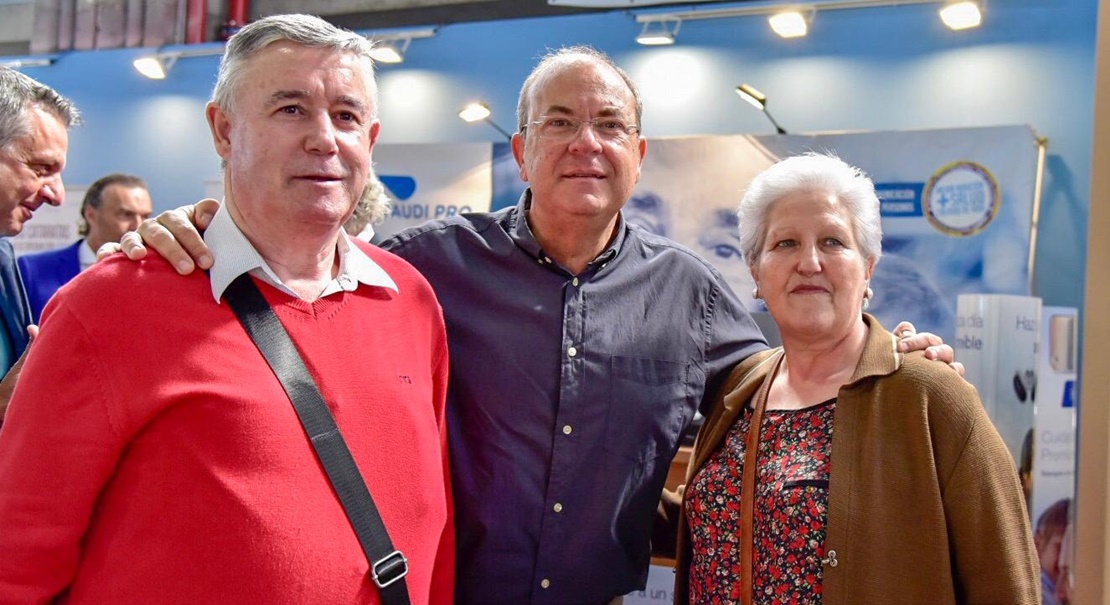 Monago promete lista de espera 0 y una residencia de mayores en Badajoz