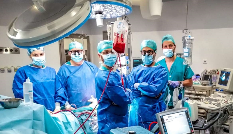 Realizada por primera vez en Extremadura una intervención con un sistema de asistencia ventricular