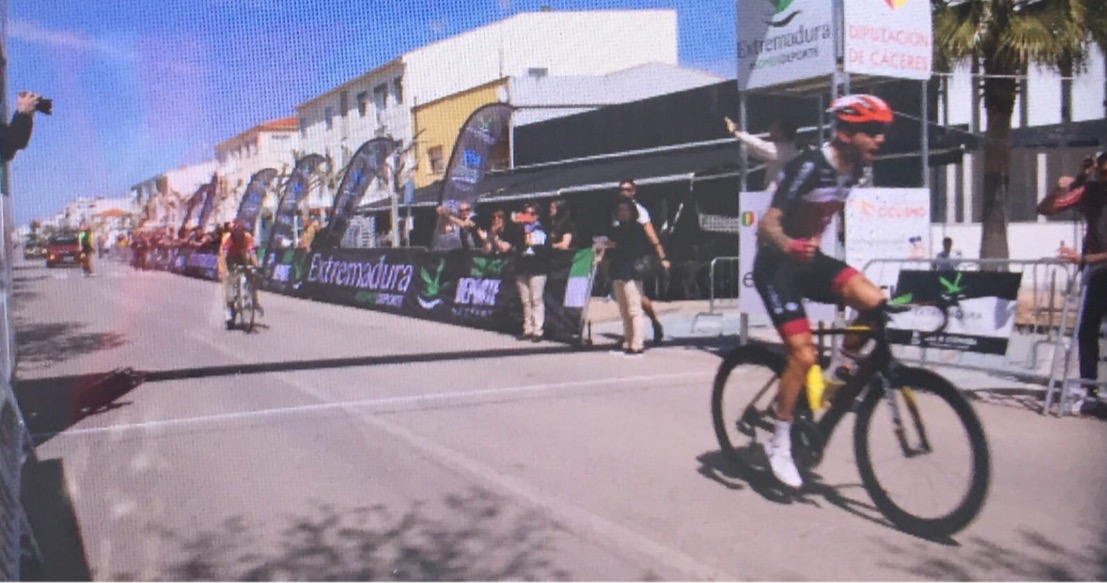 El extremeño Rubén Tanco gana la prueba en ruta de la Copa de Europa