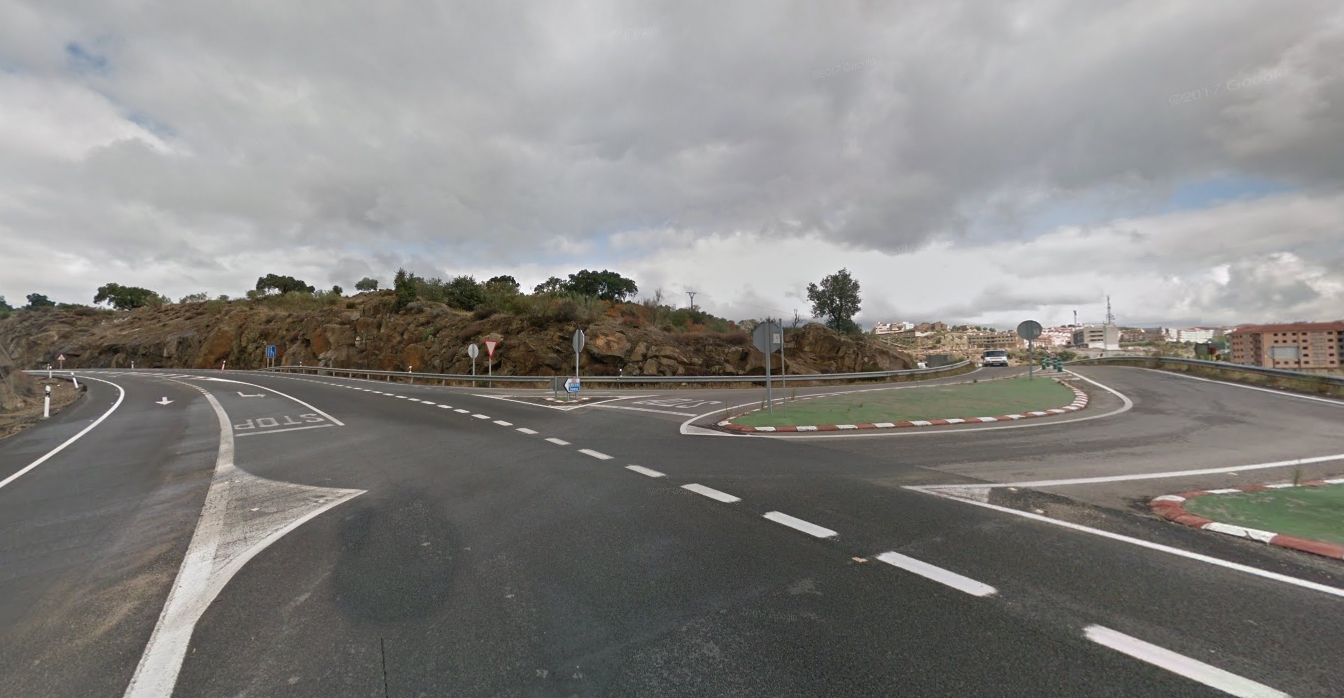 Fomento aprueba la construcción de una rotonda de acceso a Plasencia