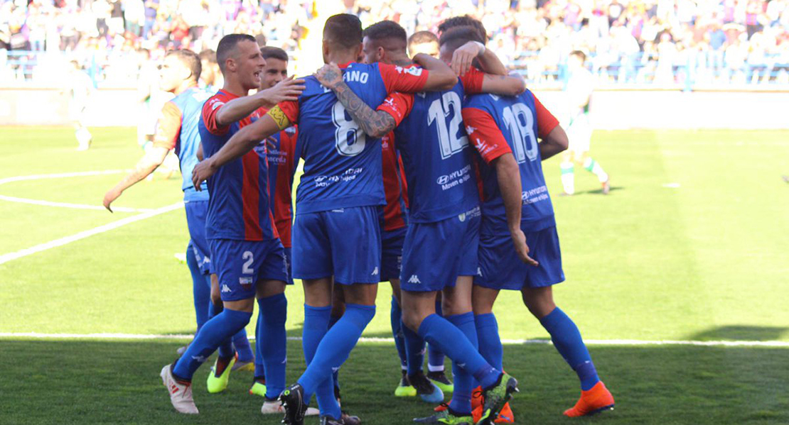 El Extremadura UD vuelve a ganar nueve partidos después