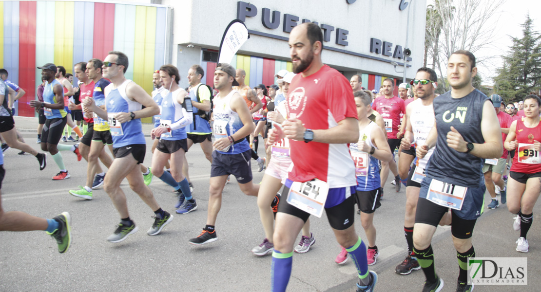 Imágenes de la 27º Maratón Ciudad de Badajoz I