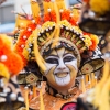 Los mejores primeros planos del gran desfile de comparsas en Badajoz
