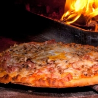 La temperatura perfecta para hornear pizzas según la Universidad de Extremadura