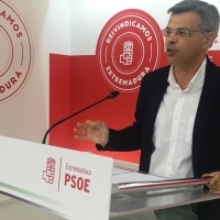 El PSOE exige a VOX que haga públicas sus donaciones y financiación