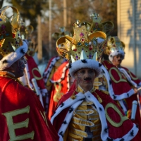 Más de 2.000 personas participan en el desfile de comparsas del carnaval dombenitense