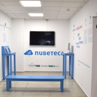 El ilusionista Alfred Cobami presenta la ‘nubeteca’ de Puebla de la Calzada