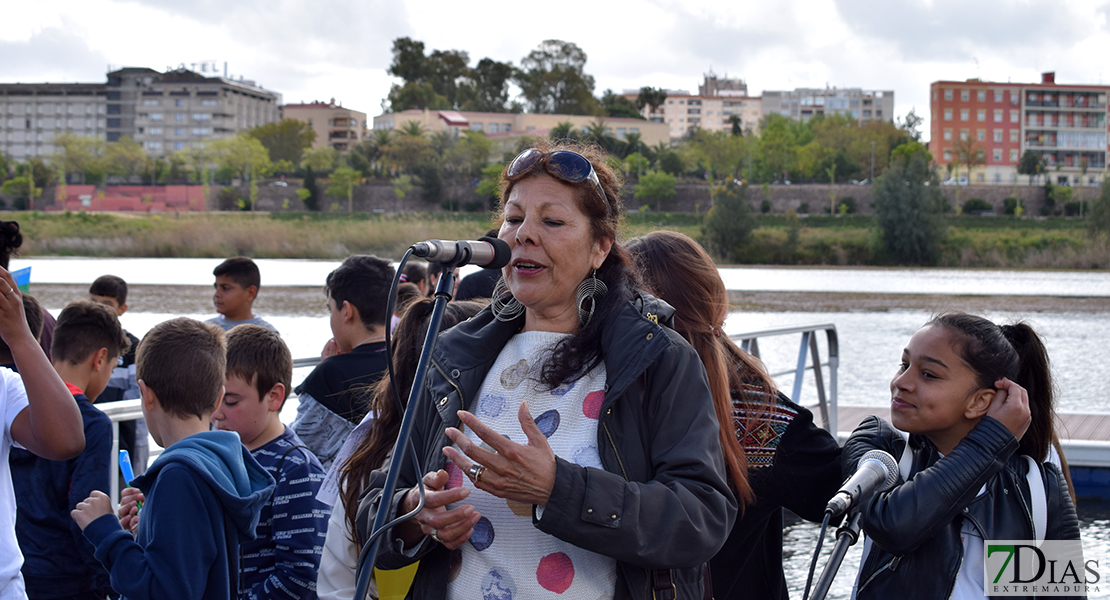“Uno, dos, tres ¡Viva el pueblo gitano!” resuena en Badajoz
