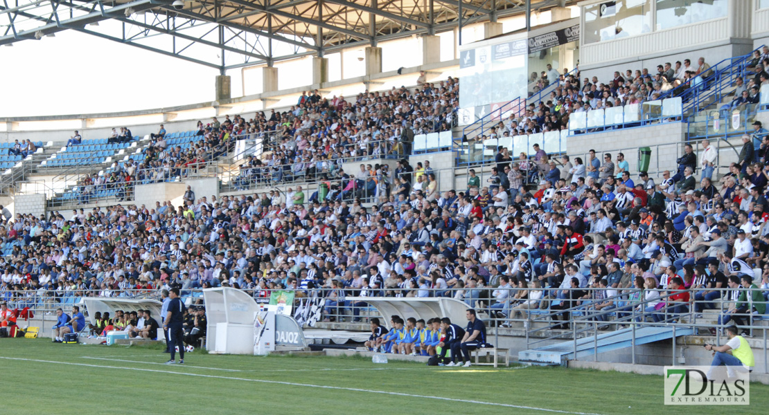 CD. Badajoz, CD. Don Benito y Villanovense jugarán a la misma hora las dos últimas jornadas