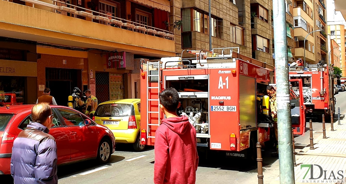 Los Bomberos actúan en un incendio en Adelardo Covarsí (BA)