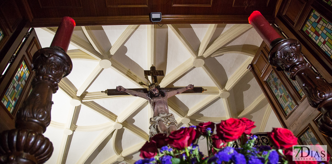 Miércoles Santo marcado por el mal tiempo en Badajoz