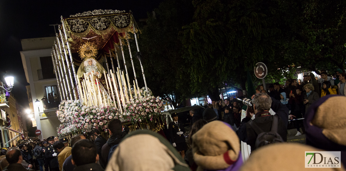 Miércoles Santo marcado por el mal tiempo en Badajoz