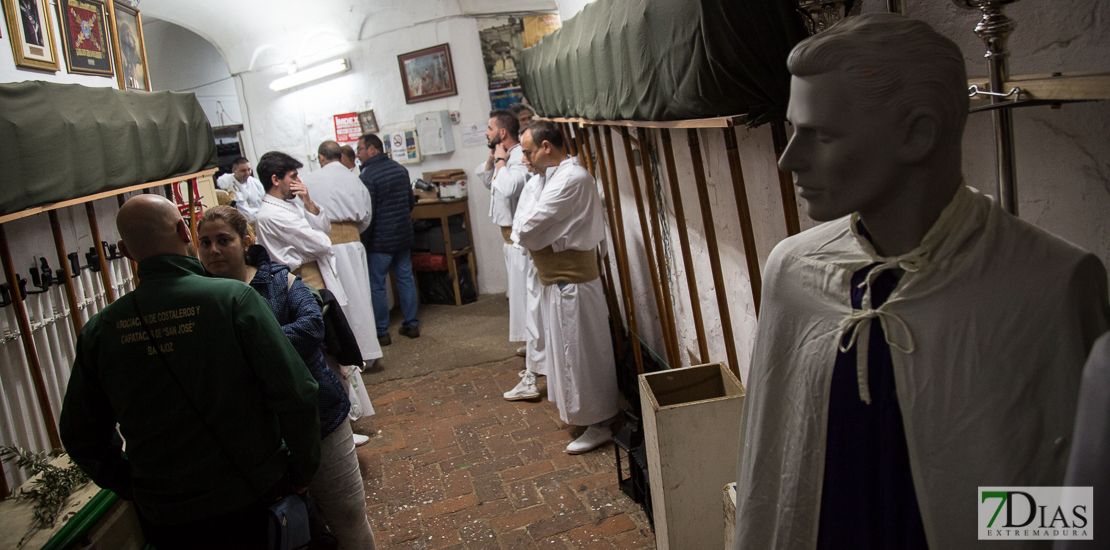 La Plaza Alta disfruta de la estación de penitencia en su madrugada de Jueves Santo