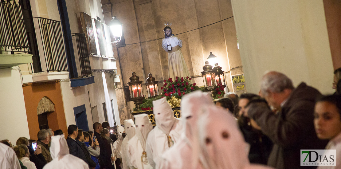 La Plaza Alta disfruta de la estación de penitencia en su madrugada de Jueves Santo