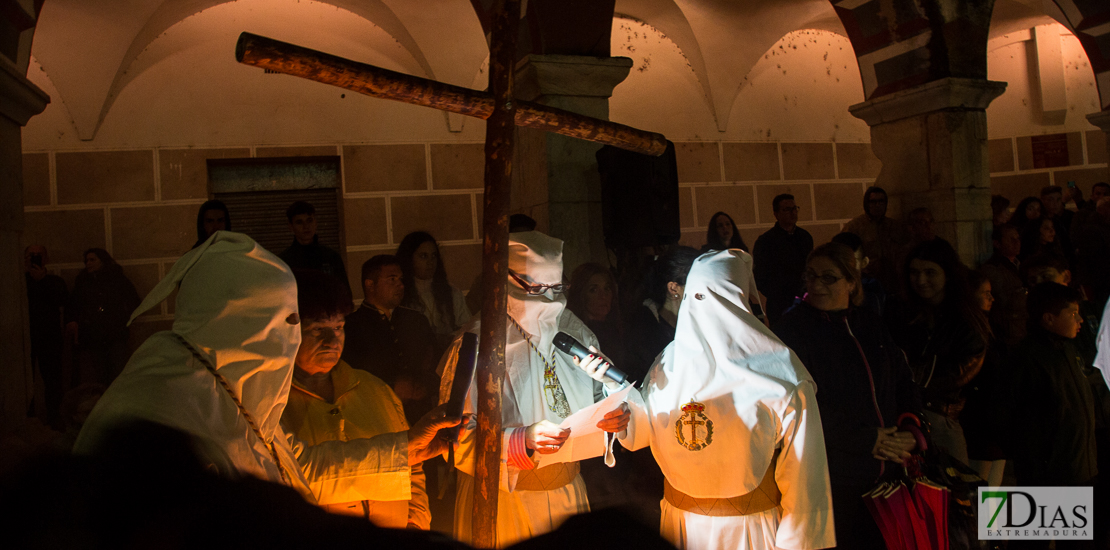 La Plaza Alta disfruta de la estación de penitencia en su madrugada de Jueves Santo