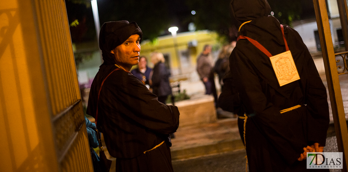 La madrugada del Jueves procesiona por las calles de Badajoz