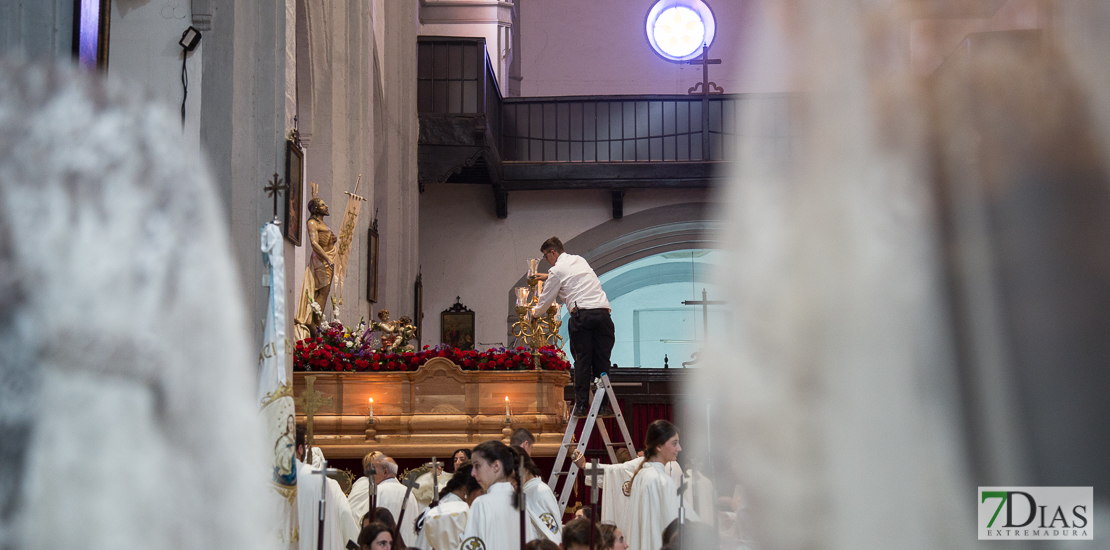 Imágenes del Domingo de Resurrección en Badajoz