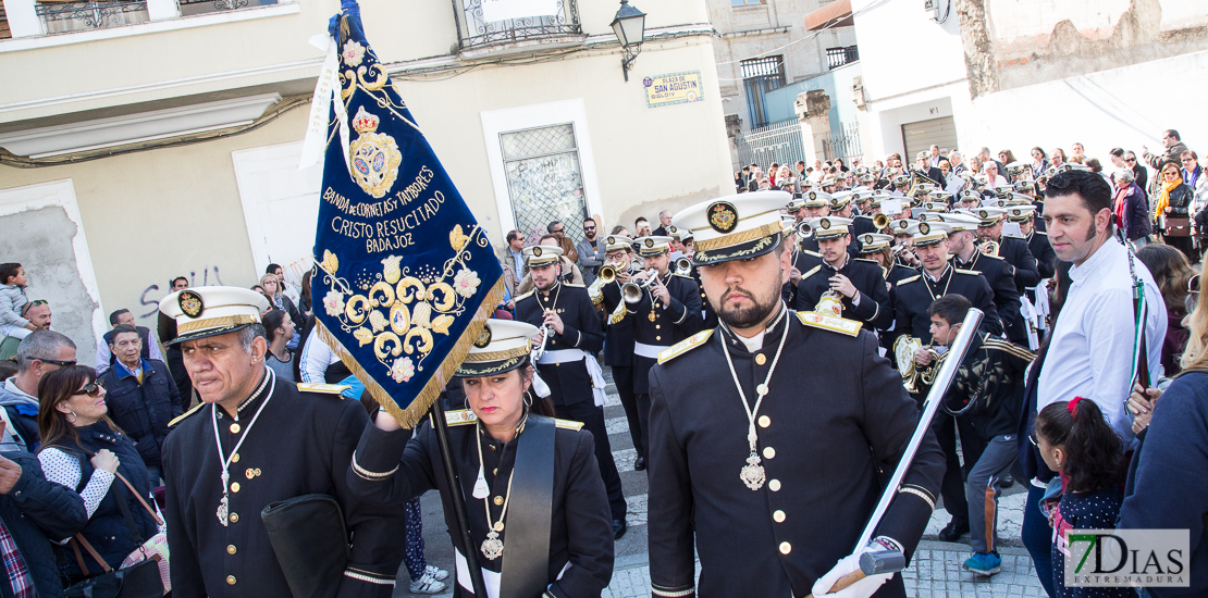 Imágenes del Domingo de Resurrección en Badajoz