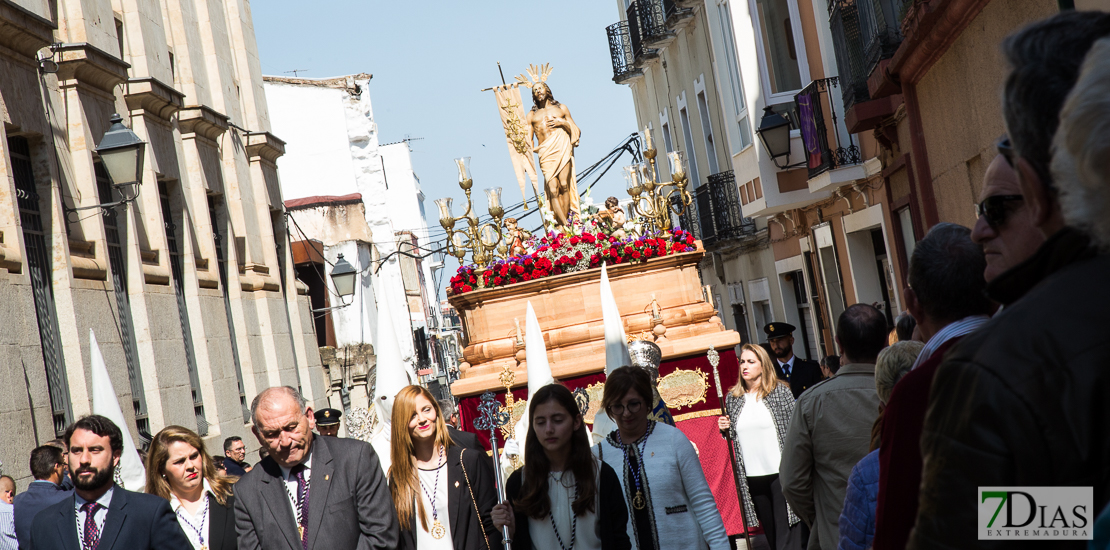 Imágenes del Domingo de Resurrección en Badajoz