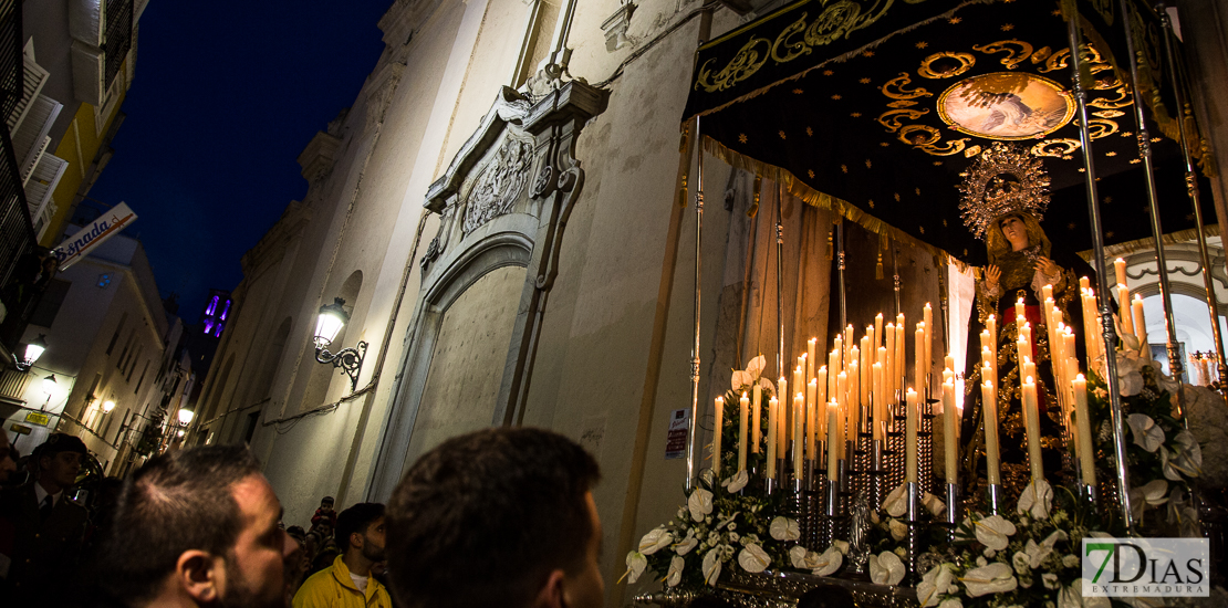 Las imágenes más íntimas del lunes Santo en Badajoz