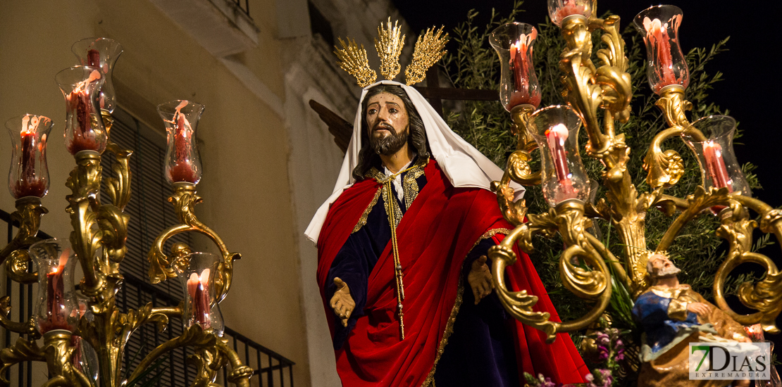 Las imágenes más íntimas del lunes Santo en Badajoz
