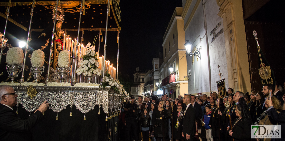 Las imágenes más íntimas del lunes Santo en Badajoz