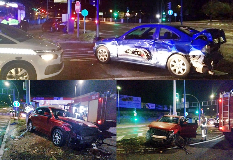 Colisión entre dos turismos esta madrugada en la intersercción de la carretera de Sevilla con BA-20