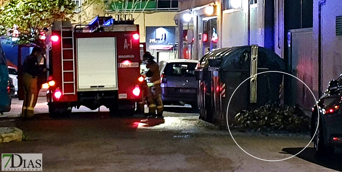 Continúa la quema de puntos limpios en Badajoz