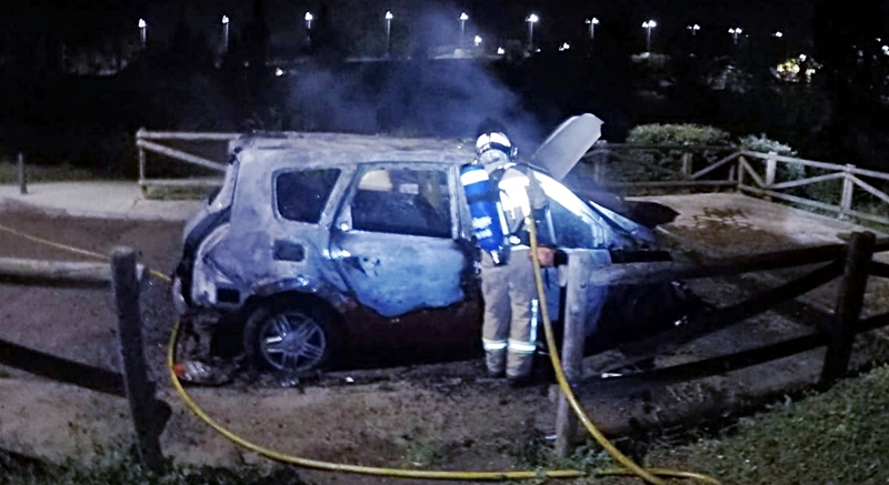 Continúa la quema de vehículos de madrugada en Badajoz