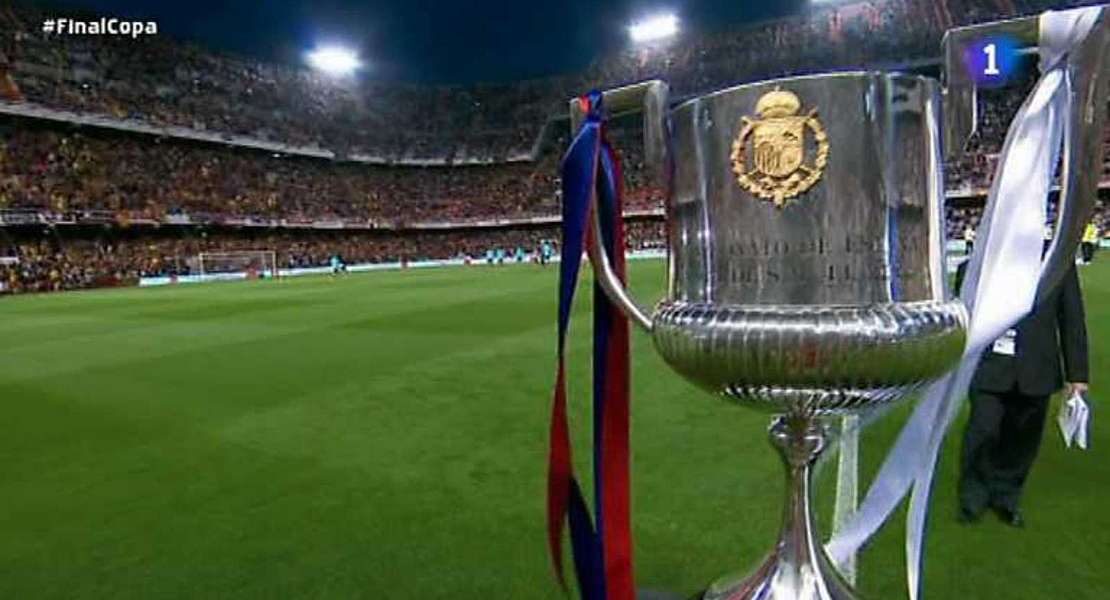El autobús con la Copa del Rey implicado en un accidente con un herido
