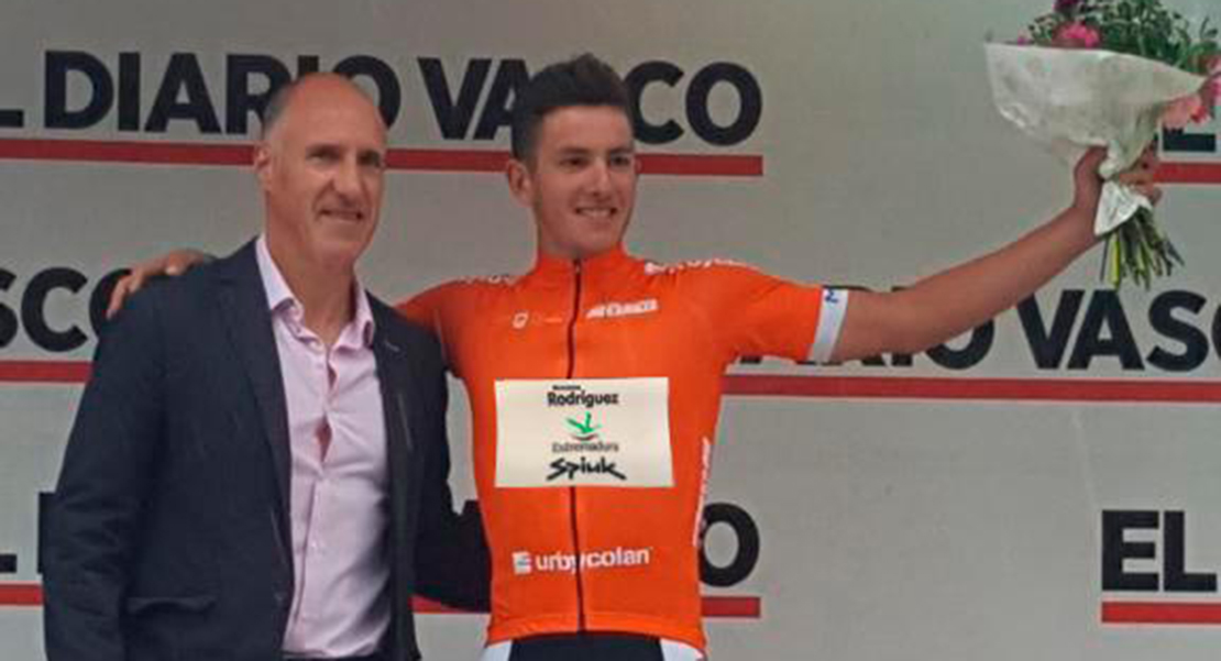 David Martín, del Bicicletas Rodríguez Extremadura, sube al podio en la Vuelta a Bidasoa